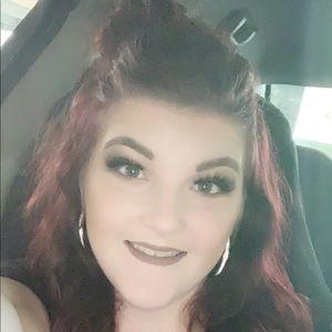 Meet your Posher, Kaitlynn